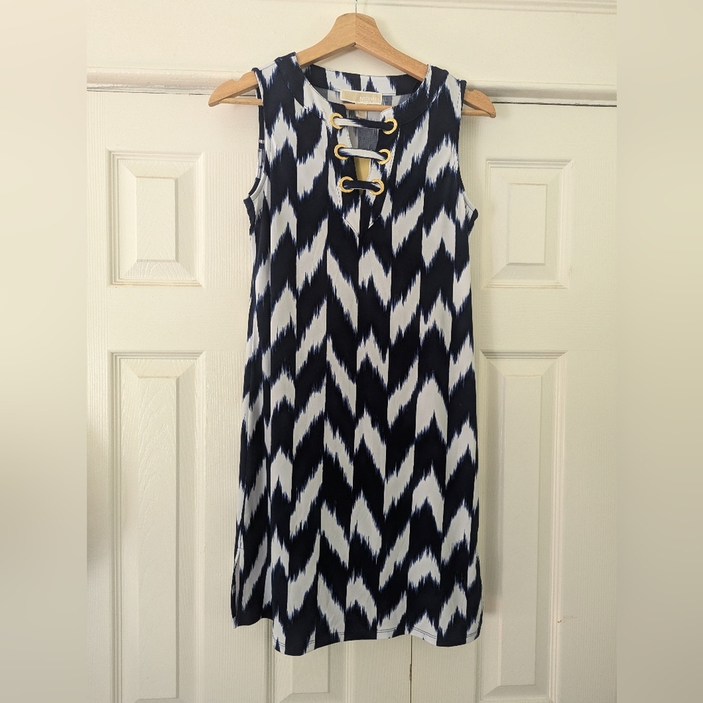 NWT WOMEN'S MICHAEL KORS SLEEVELESS TRUE NAVY CHEVRON DRESS SIZE Xs MSRP $100.50